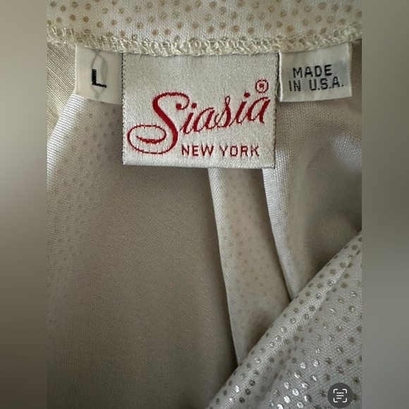 Vintage Elegant White Drape Blouse - Picture 9 of 9